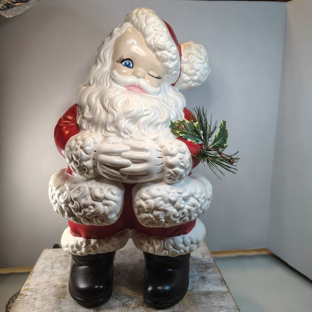 13" Charming Santa Claus Holiday Figurine. * Condition Issues